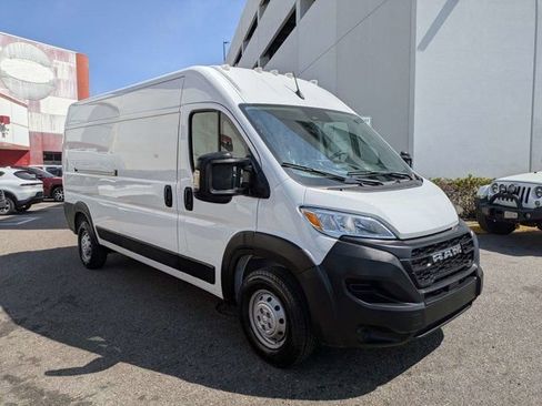 Used 2023 RAM ProMaster 2500 FWD image 1
