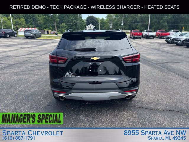 Used 2024 Chevrolet Blazer LT w/ Convenience Package AWD/4WD image 4