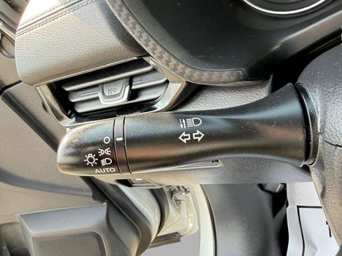 Used 2022 Nissan Sentra SV image 17