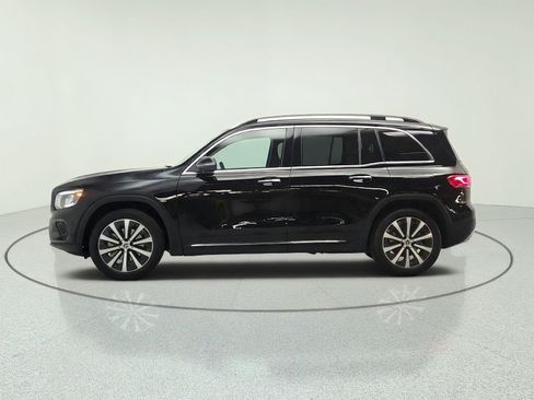 Used 2023 Mercedes-Benz GLB 250 image 8