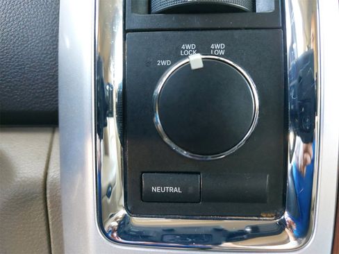 Used 2012 RAM 2500 Laramie w/ Protection Group image 30