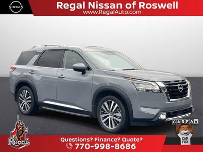 Certified 2022 Nissan Pathfinder Platinum w/ Cargo Package