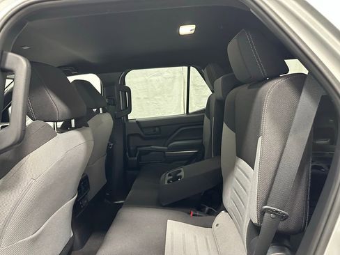 Used 2025 Toyota 4Runner TRD Off-Road image 46