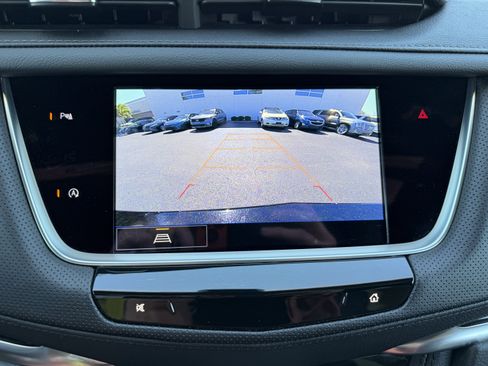 Certified 2025 Cadillac XT5 Premium Luxury image 23