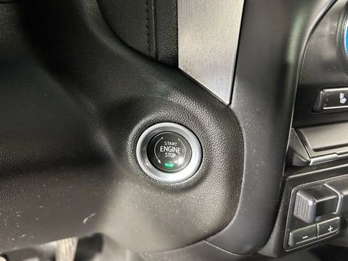 Used 2023 GMC Sierra 3500 SLE w/ SLE Convenience Package AWD/4WD image 24
