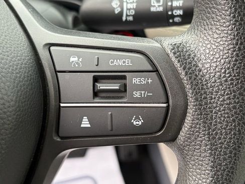 Certified 2023 Honda HR-V LX image 17