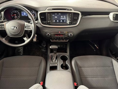 Used 2019 Kia Sorento L w/ Option Group 020 image 12