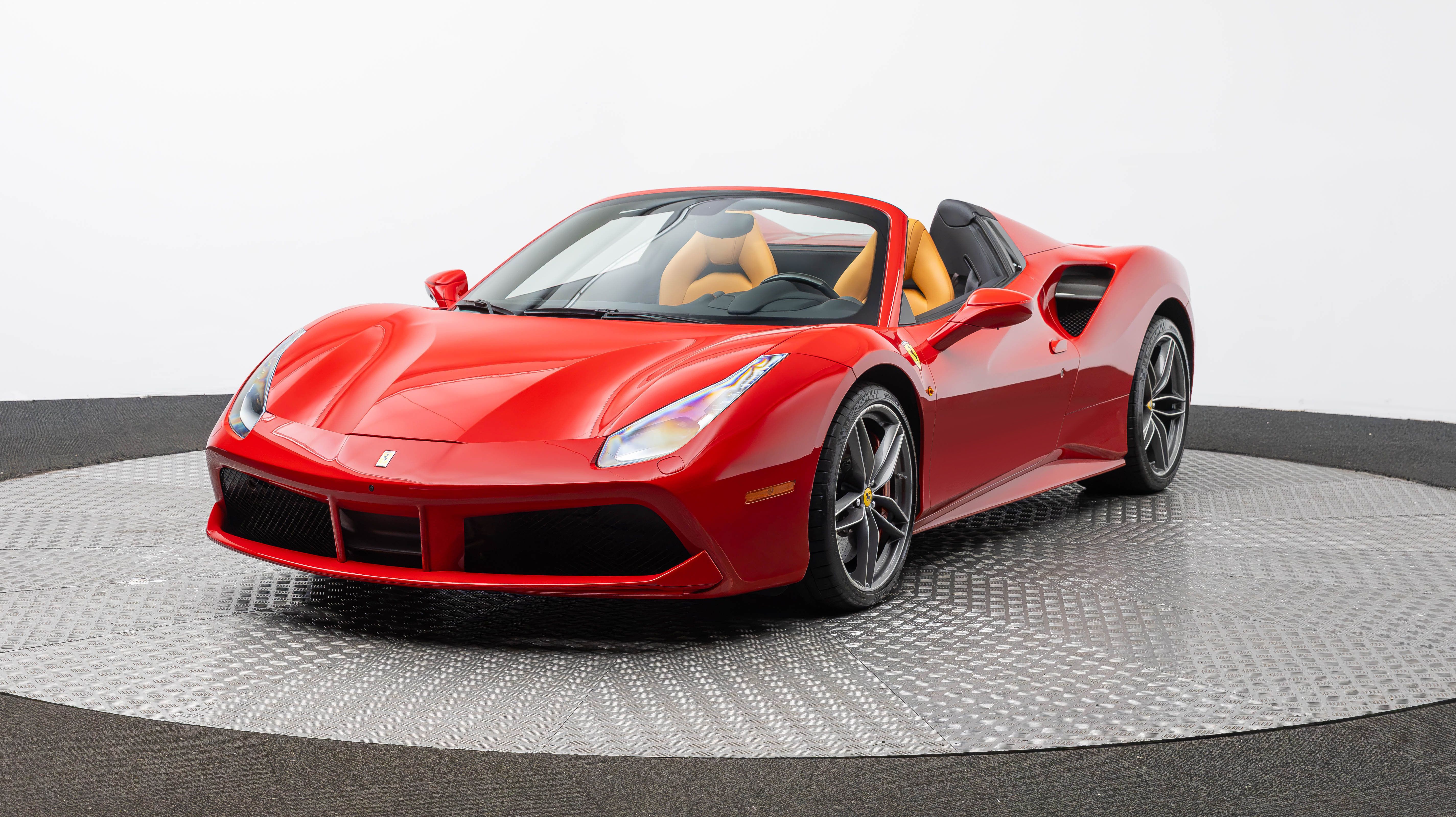 Certified 2019 Ferrari 488 Spider RWD image 1