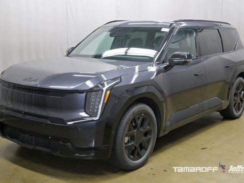 New 2026 Kia EV9 Land w/ Nightfall Edition Package image 16