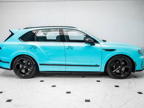 Certified 2024 Bentley Bentayga AWD/4WD image 5