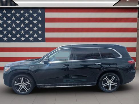 Used 2022 Mercedes-Benz GLS 450 4MATIC image 3