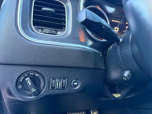 Used 2017 Dodge Charger R/T Scat Pack w/ Technology Group image 30