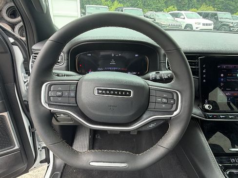 Certified 2024 Jeep Wagoneer L 4WD image 28