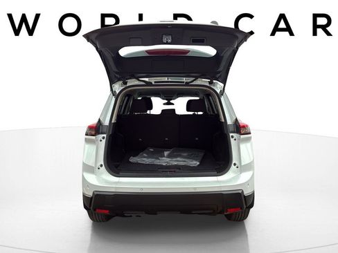 Certified 2025 Nissan Rogue S FWD image 9