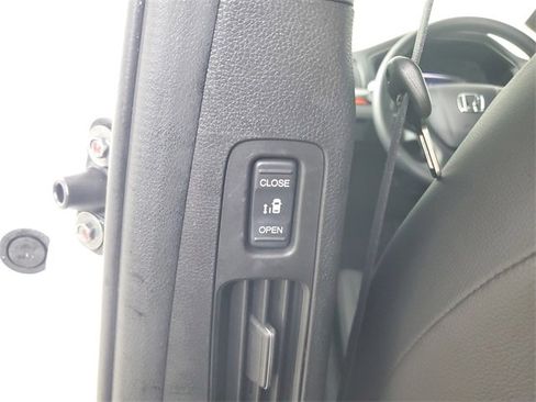 Used 2023 Honda Odyssey Sport image 18