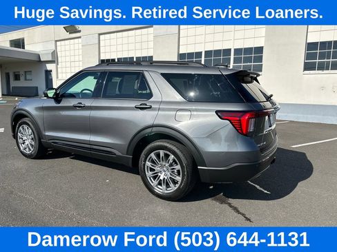 Used 2026 Ford Explorer Active w/ Active Comfort Package AWD/4WD image 4