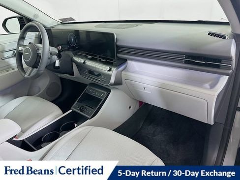 Used 2026 Hyundai Kona SEL Premium image 30