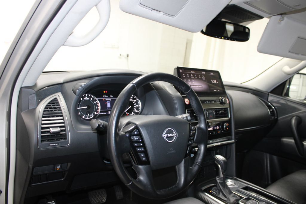 Used 2024 Nissan Armada SV RWD image 16