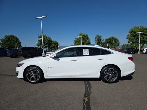 Used 2023 Chevrolet Malibu LT FWD image 11