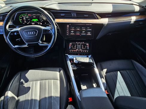 Used 2019 Audi e-tron Premium Plus AWD/4WD image 23