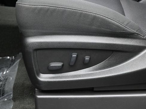 Used 2018 Chevrolet Silverado 1500 LT w/ All Star Edition RWD image 12