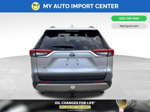 Used 2023 Toyota RAV4 Limited AWD/4WD image 6