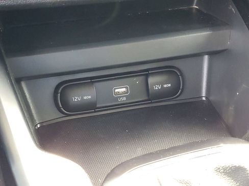 Used 2020 Kia Soul LX FWD image 24