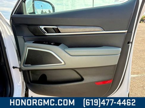 Used 2024 Kia Telluride SX X-Pro image 24