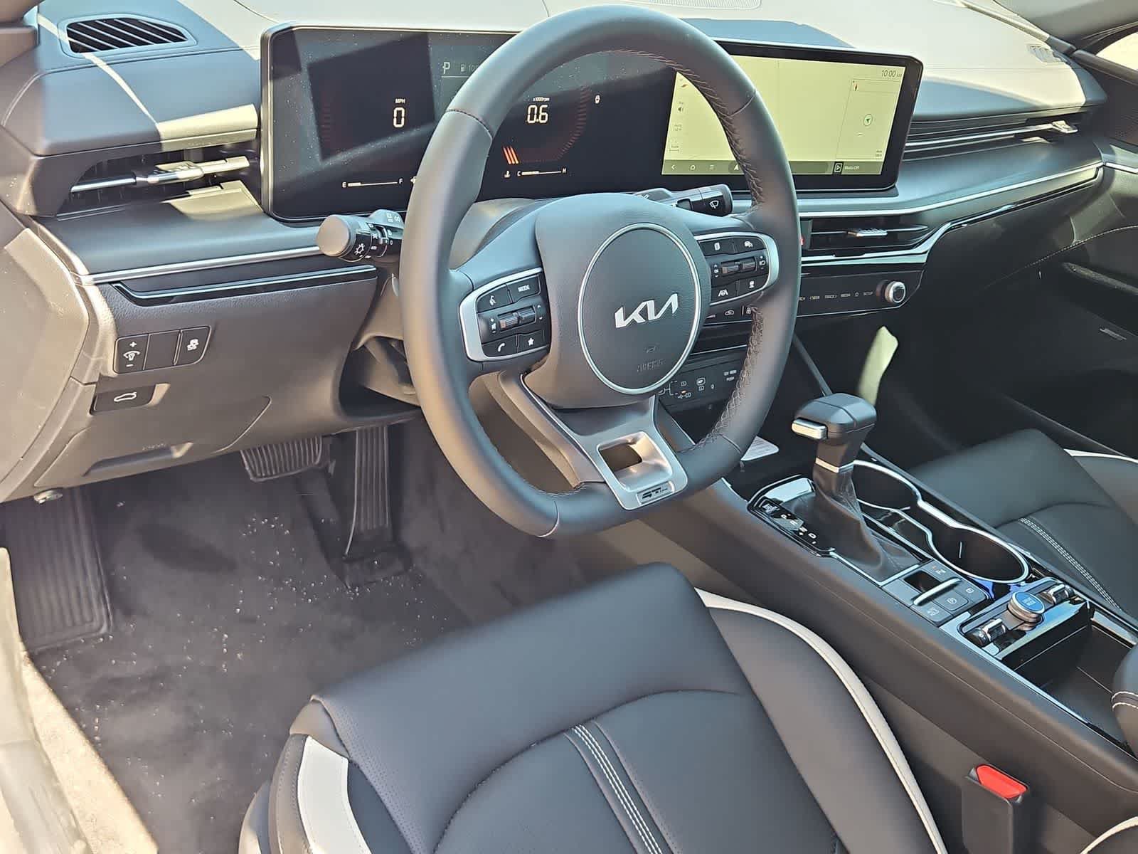 New 2026 Kia K5 GT-Line w/ GT-Line Premium Package FWD image 10