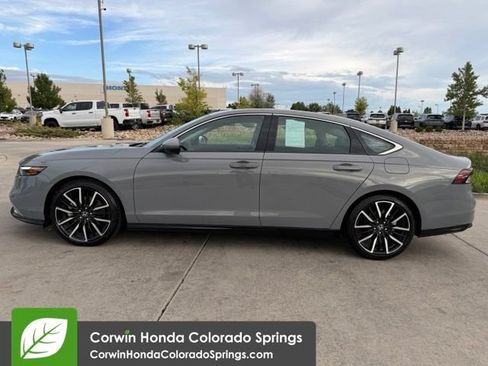 Used 2025 Honda Accord Touring image 5