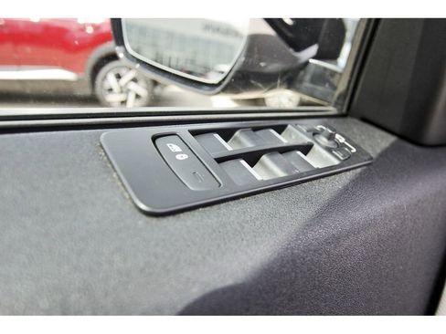 Used 2023 Land Rover Discovery Sport S R-Dynamic image 15