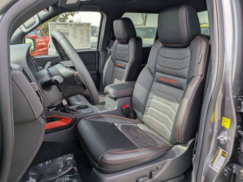 New 2026 Nissan Frontier PRO-4X w/ Pro Premium Package AWD/4WD image 13