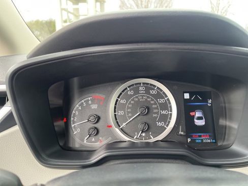 Used 2022 Toyota Corolla LE image 19