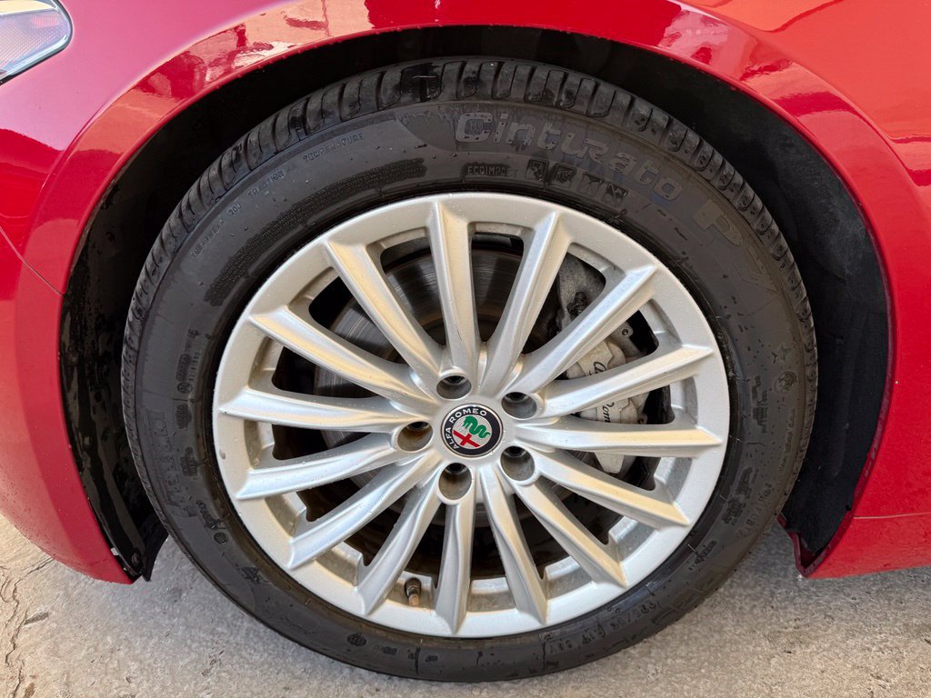Used 2021 Alfa Romeo Giulia Sprint w/ Active Assist 1 Package RWD image 4