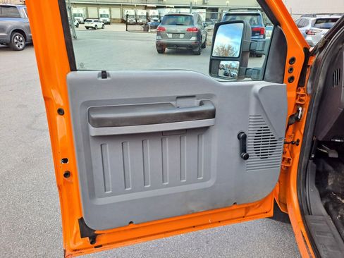 Used 2016 Ford F250 XL image 9