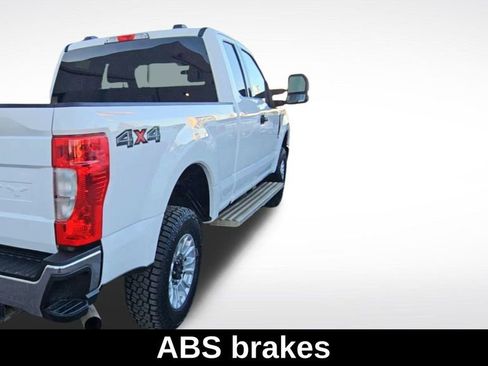 Used 2021 Ford F350 XLT w/ Camper Package image 8