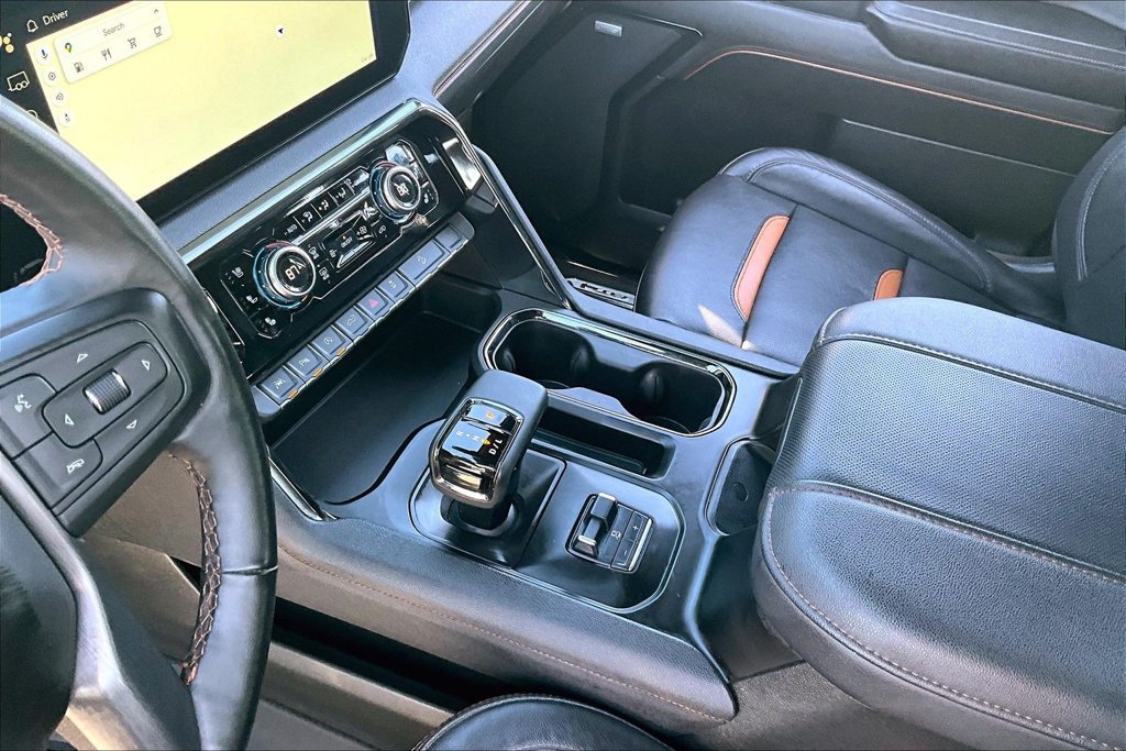 Used 2024 GMC Sierra 1500 AT4 w/ Technology Package AWD/4WD image 15