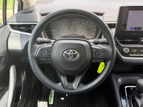 Used 2023 Toyota Corolla LE FWD image 20
