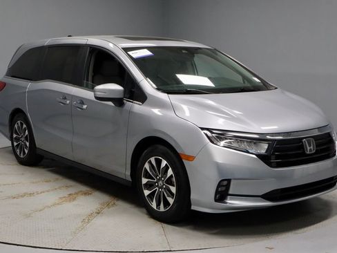 Used 2024 Honda Odyssey EX-L image 1