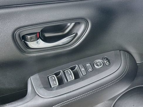 Certified 2025 Honda HR-V EX-L image 21