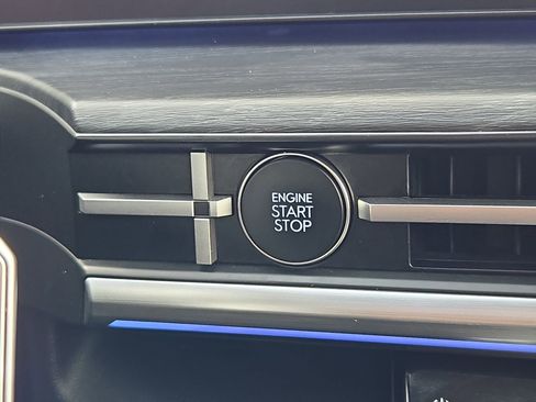 Used 2025 Hyundai Santa Fe Limited image 21