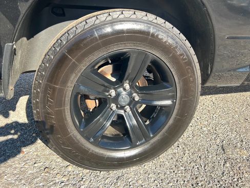 Used 2017 RAM 1500 Sport w/ Black Ram 1500 Sport Group image 9