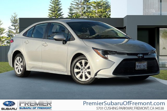 Used 2023 Toyota Corolla LE FWD image 1