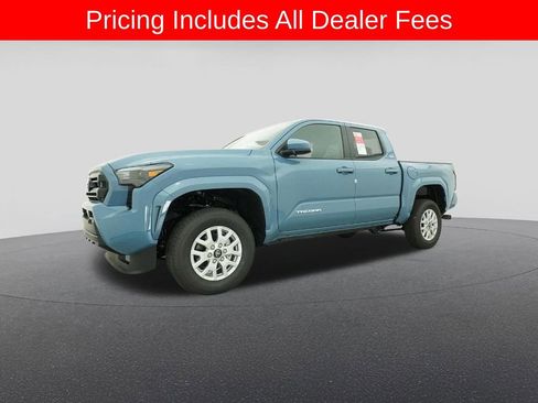 New 2026 Toyota Tacoma SR5 RWD image 17