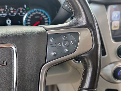 Used 2020 GMC Yukon XL Denali image 17