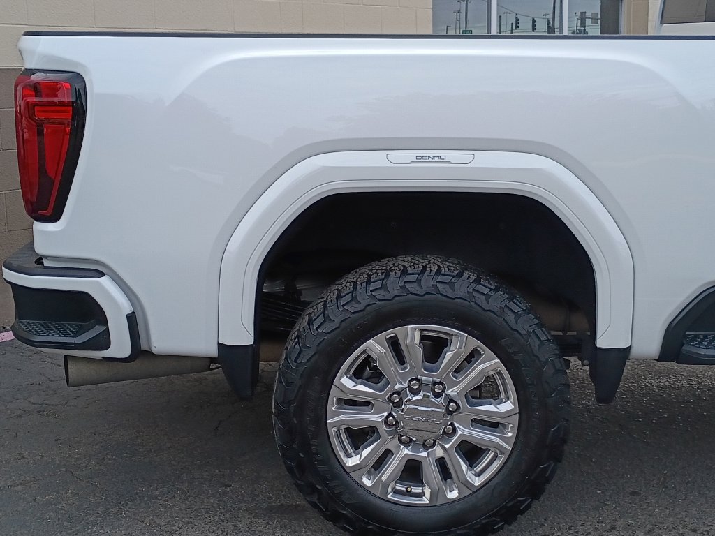 Used 2022 GMC Sierra 2500 Denali w/ Denali Ultimate Package AWD/4WD image 4