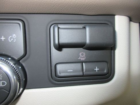 New 2026 GMC Yukon XL Denali w/ Denali Reserve Package image 21