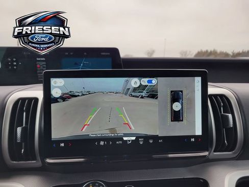 Used 2025 Ford Expedition Active image 21