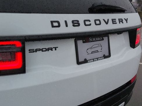 New 2026 Land Rover Discovery Sport Landmark image 10
