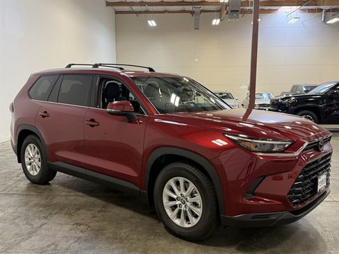 Used 2026 Toyota Grand Highlander AWD Hybrid image 9